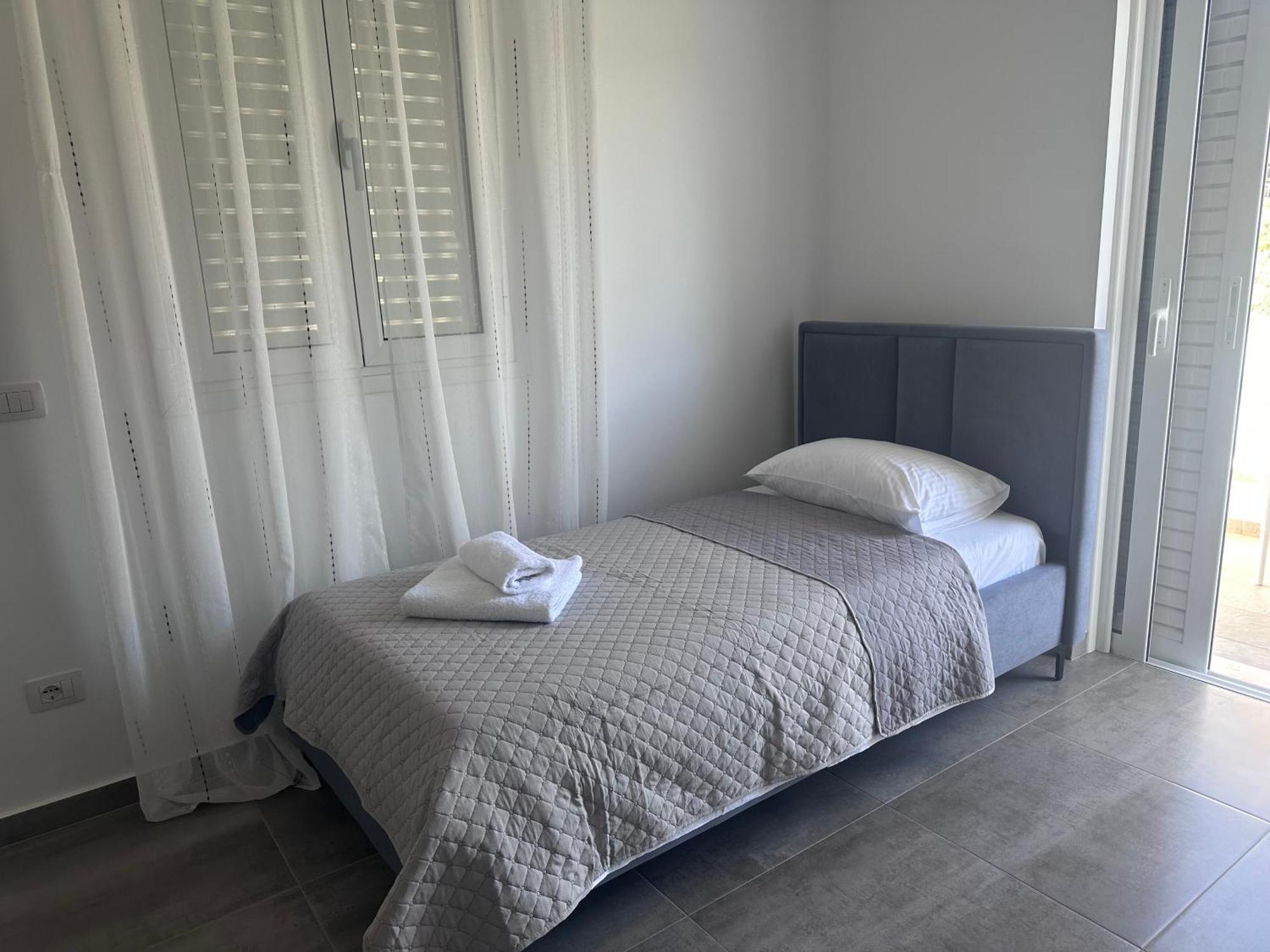 Vila Melina Himare Esterno foto